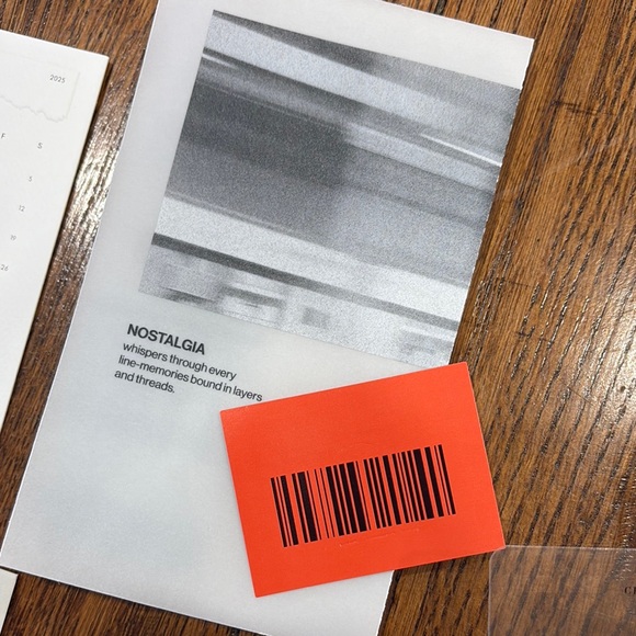 Cloth and Paper Bundle - Picture 6 of 12